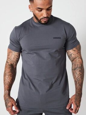 Vanquish Essential Slim Fit Short Sleeve T-Shirt - XL